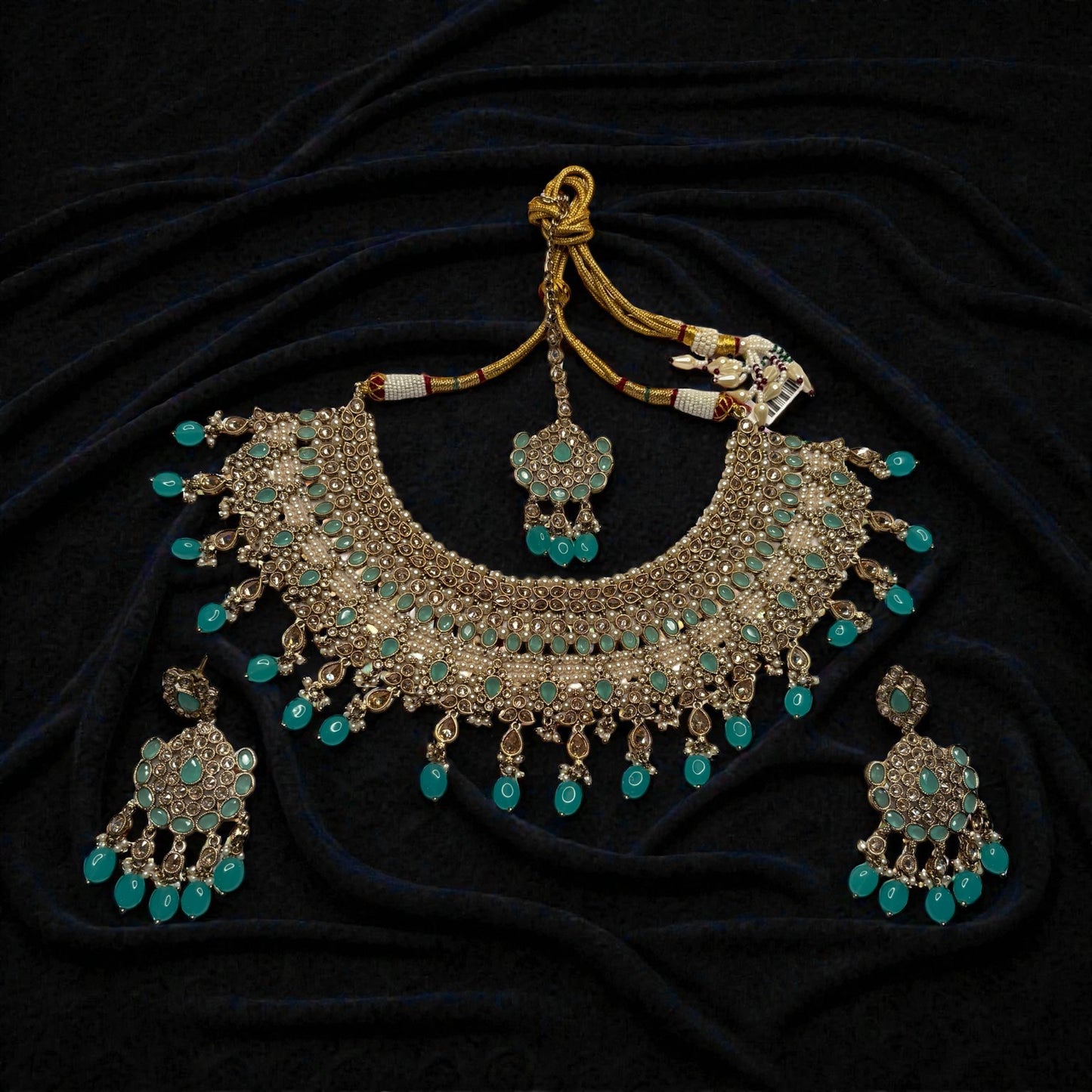 Turquoise Crown Necklace Set