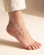 Gilded Braid silver-tone interlocking link anklet in a single-foot view
