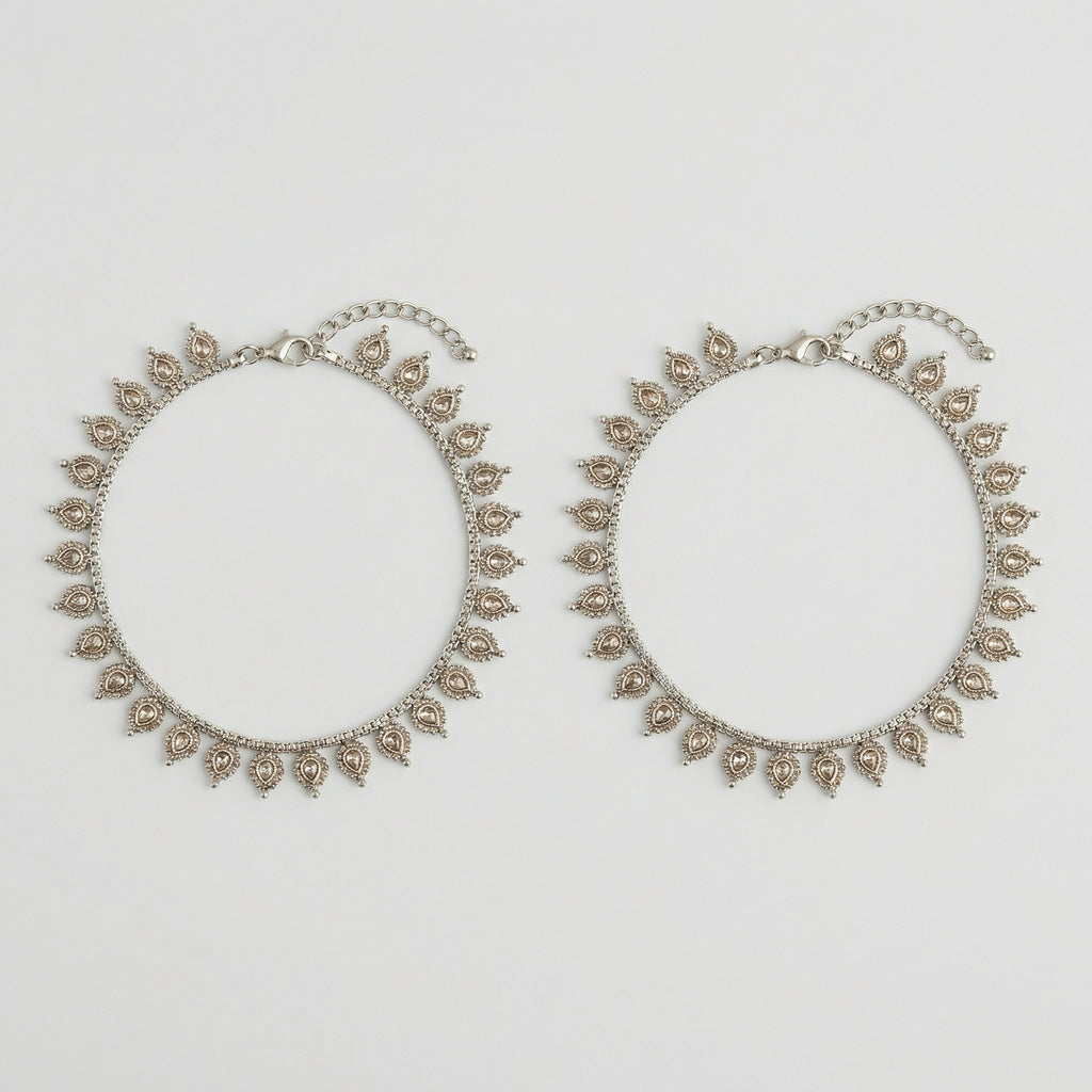 Regal Polki Payal pair of silver-tone teardrop crystal fringe payals in circles