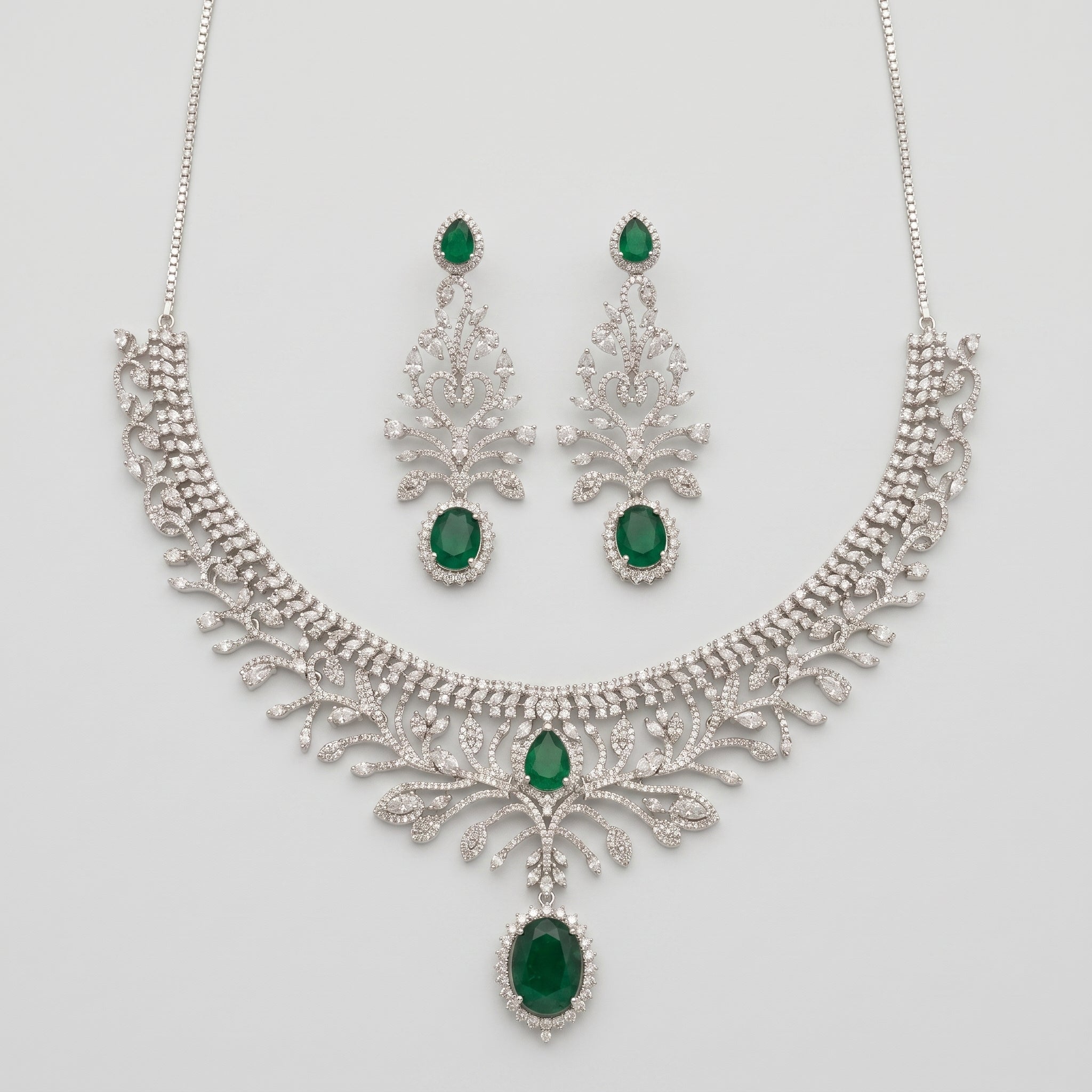 Regal Vine Set