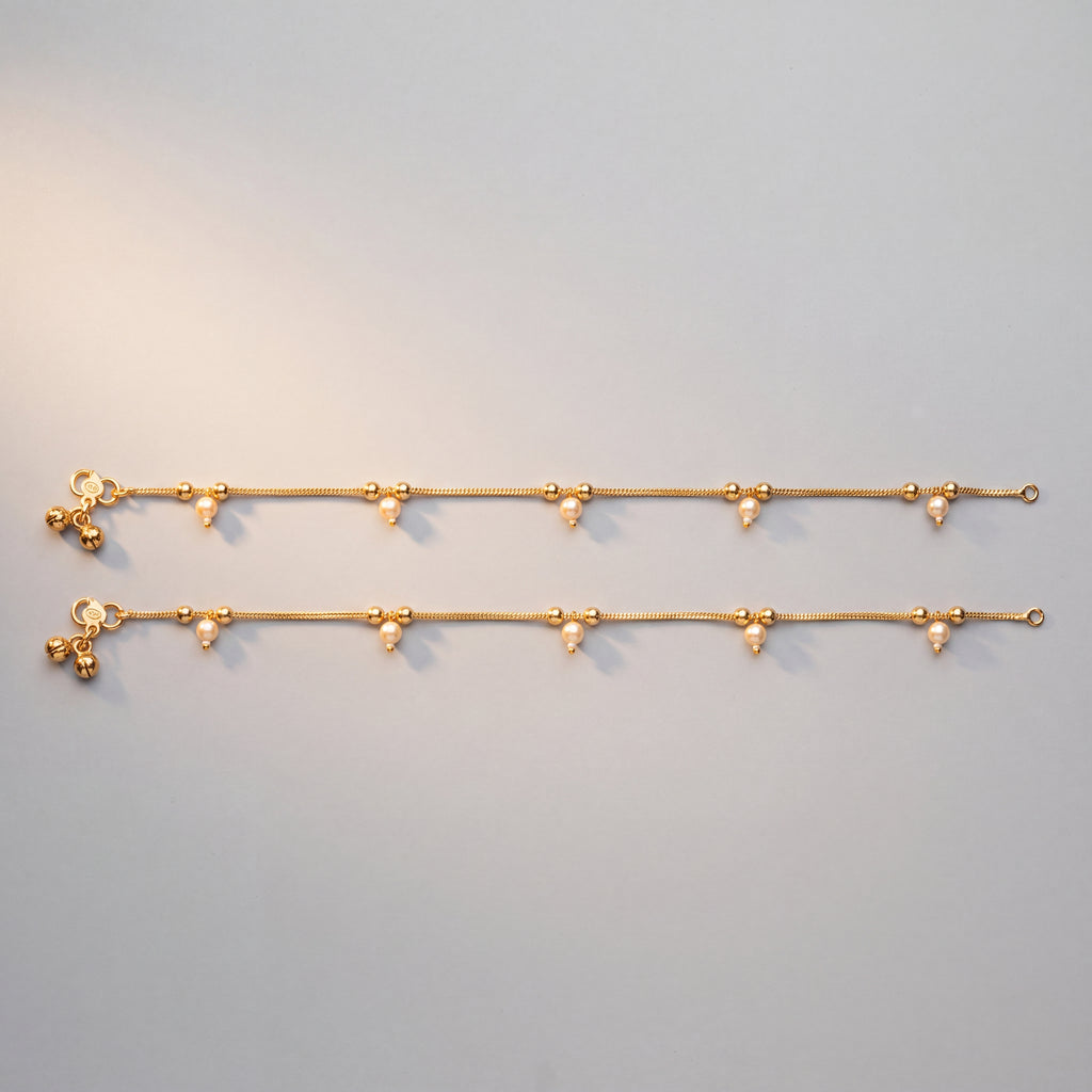 Sia Pearl Anklets