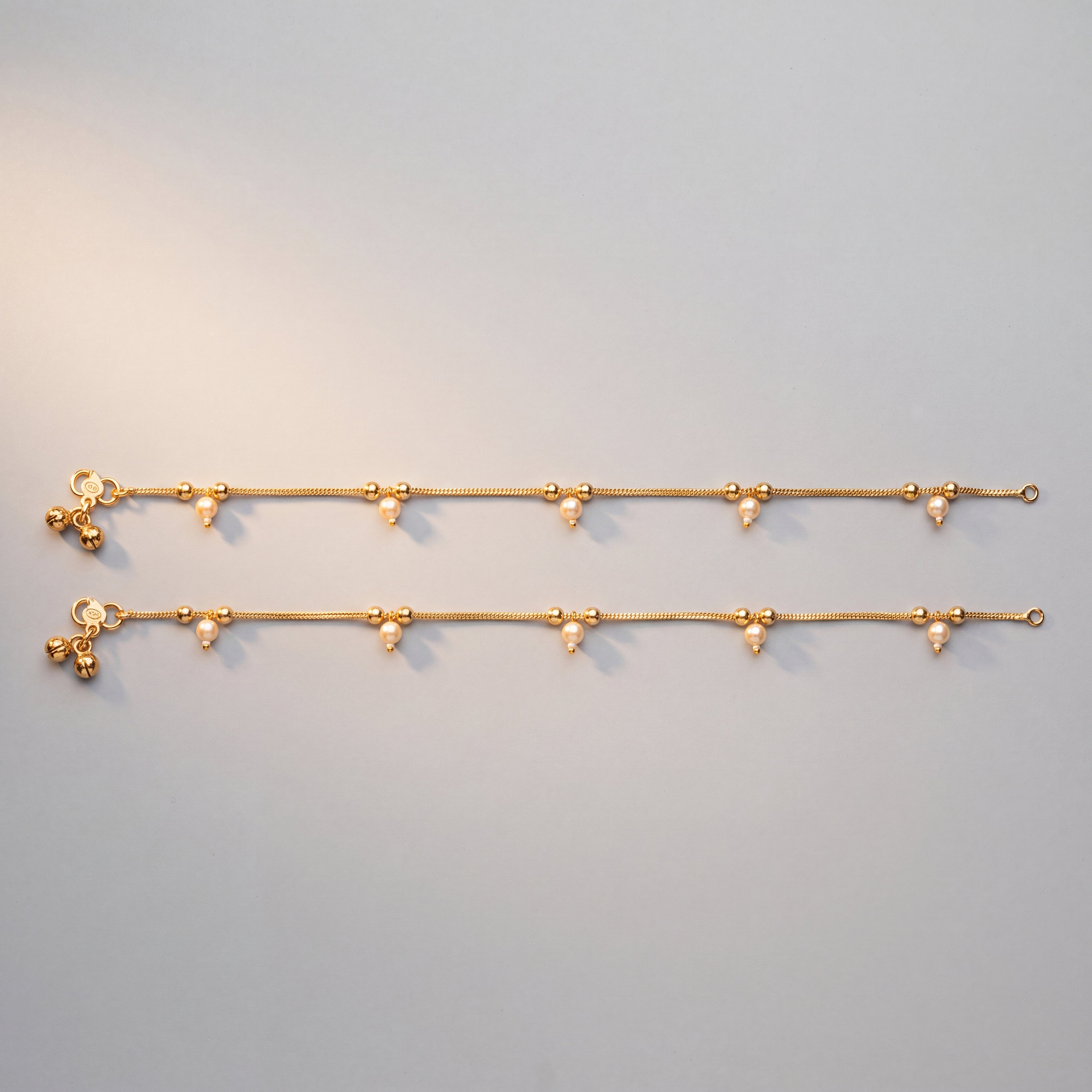 Sia Pearl Anklets