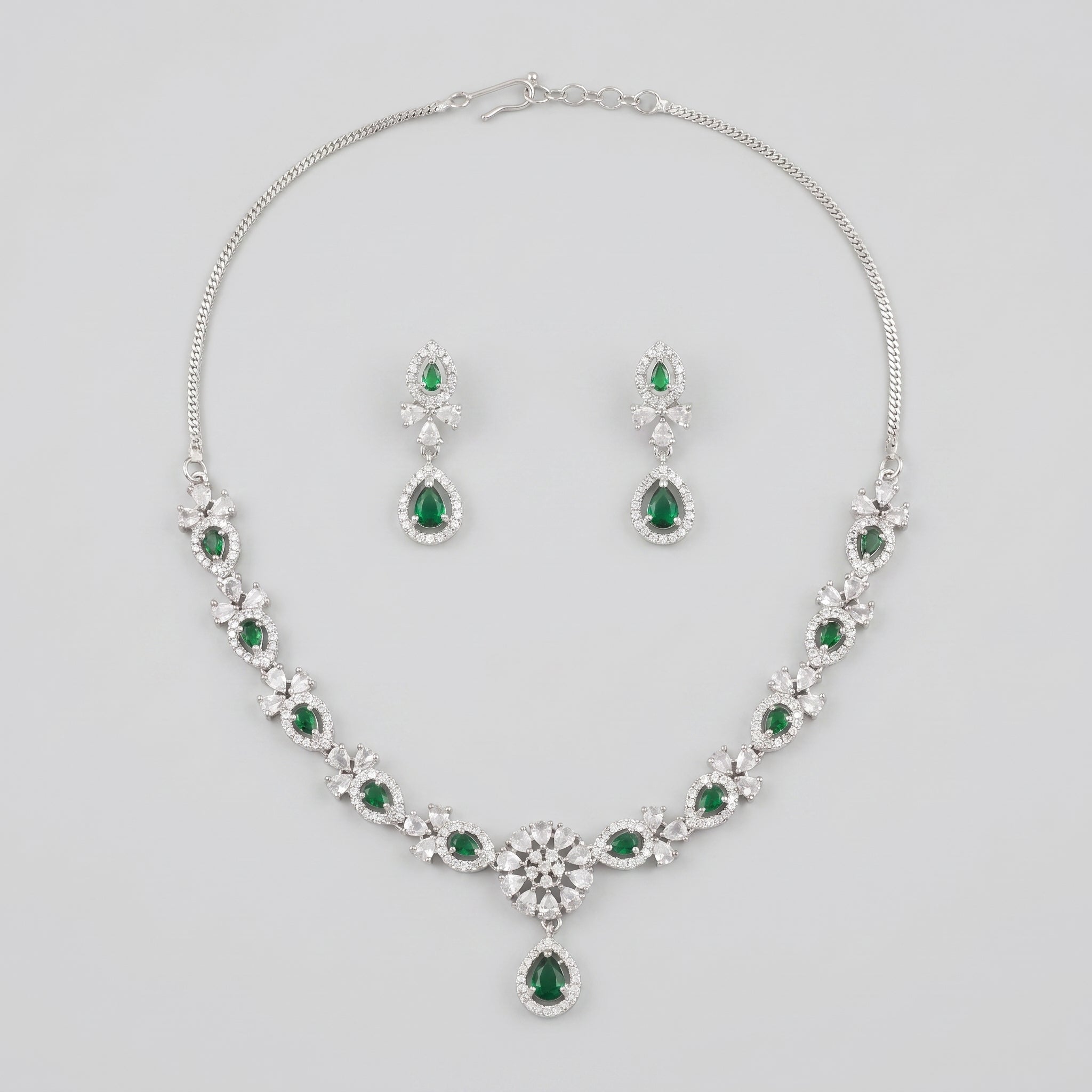 Emerald Rani Set