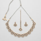 Aira Pearl Necklace