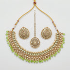 Aira Green Pearl Necklace