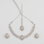 Noor Floral Necklace