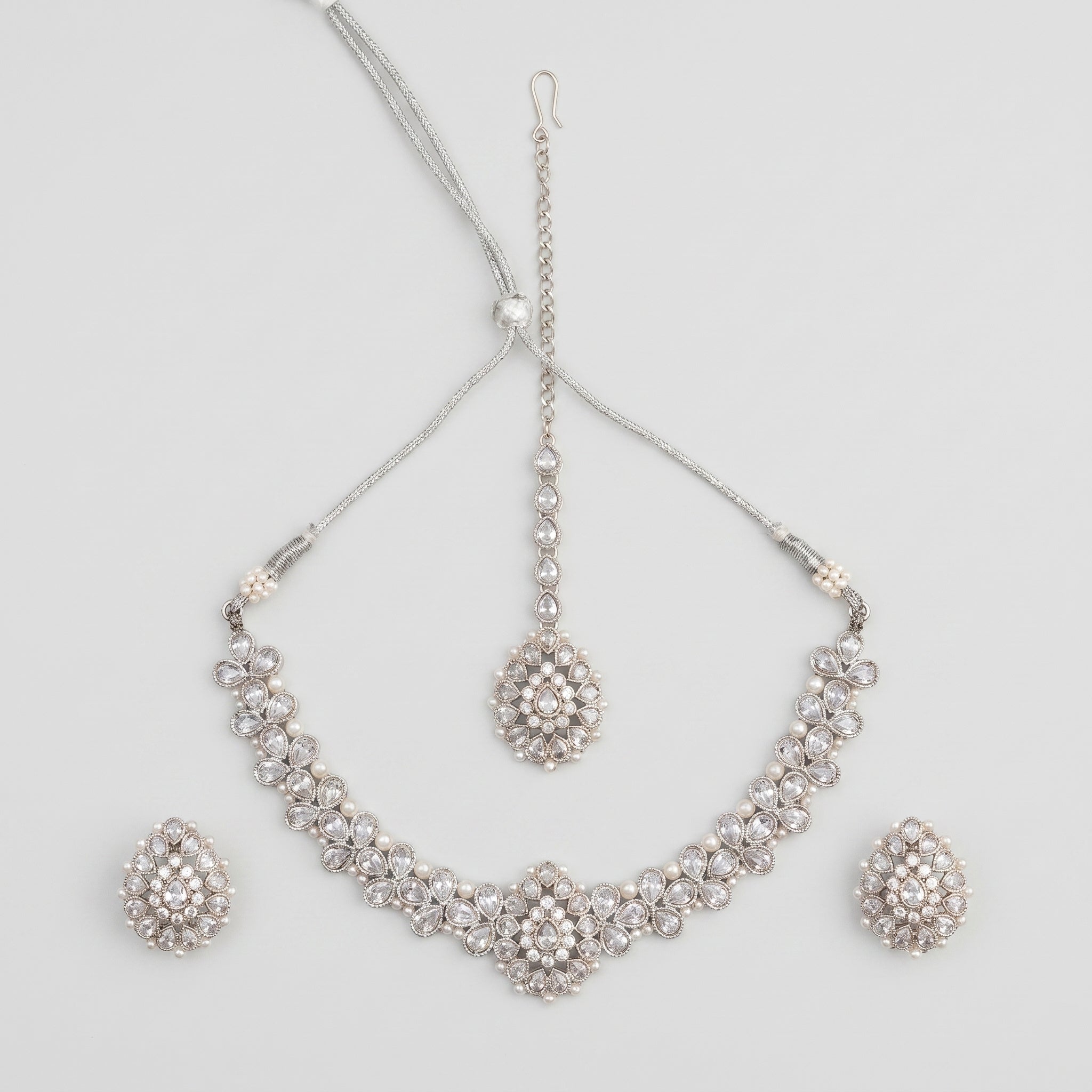 Noor Floral Necklace