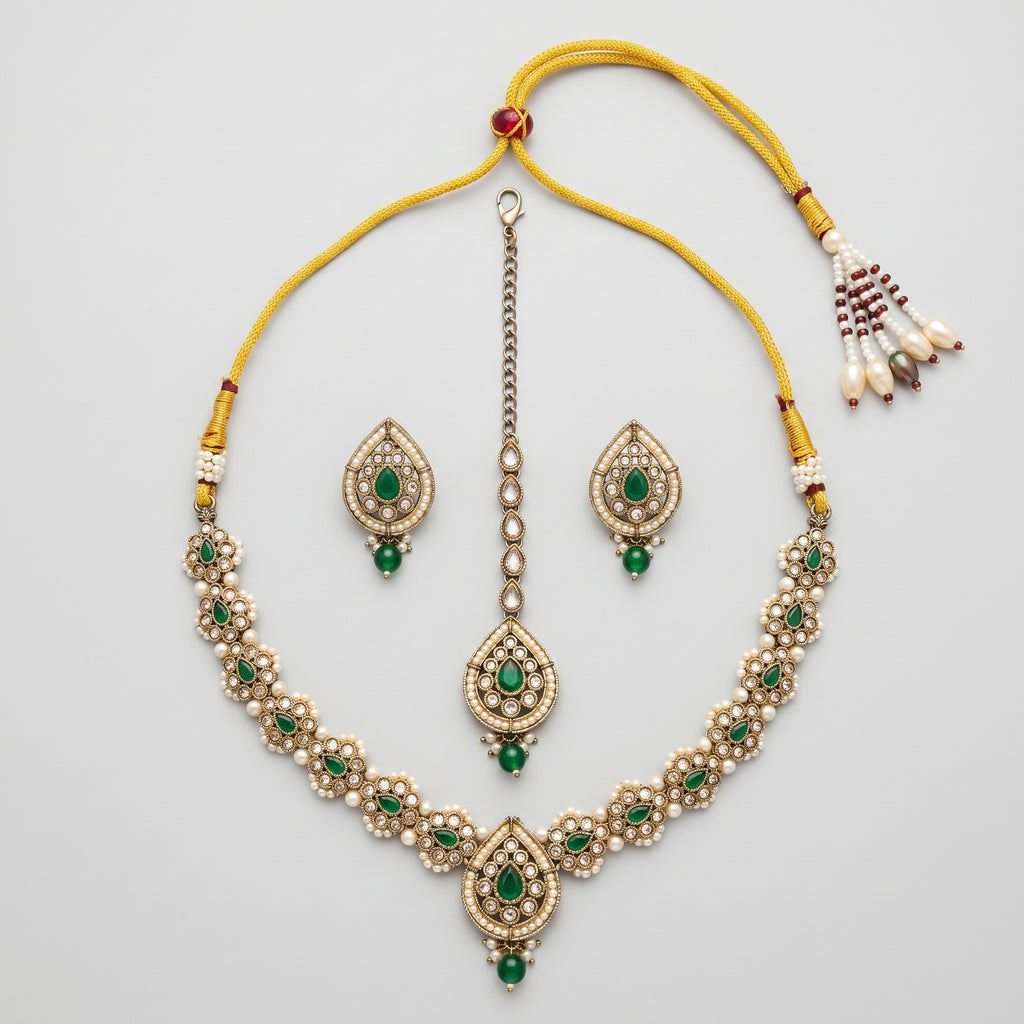 Panna Pearl Necklace
