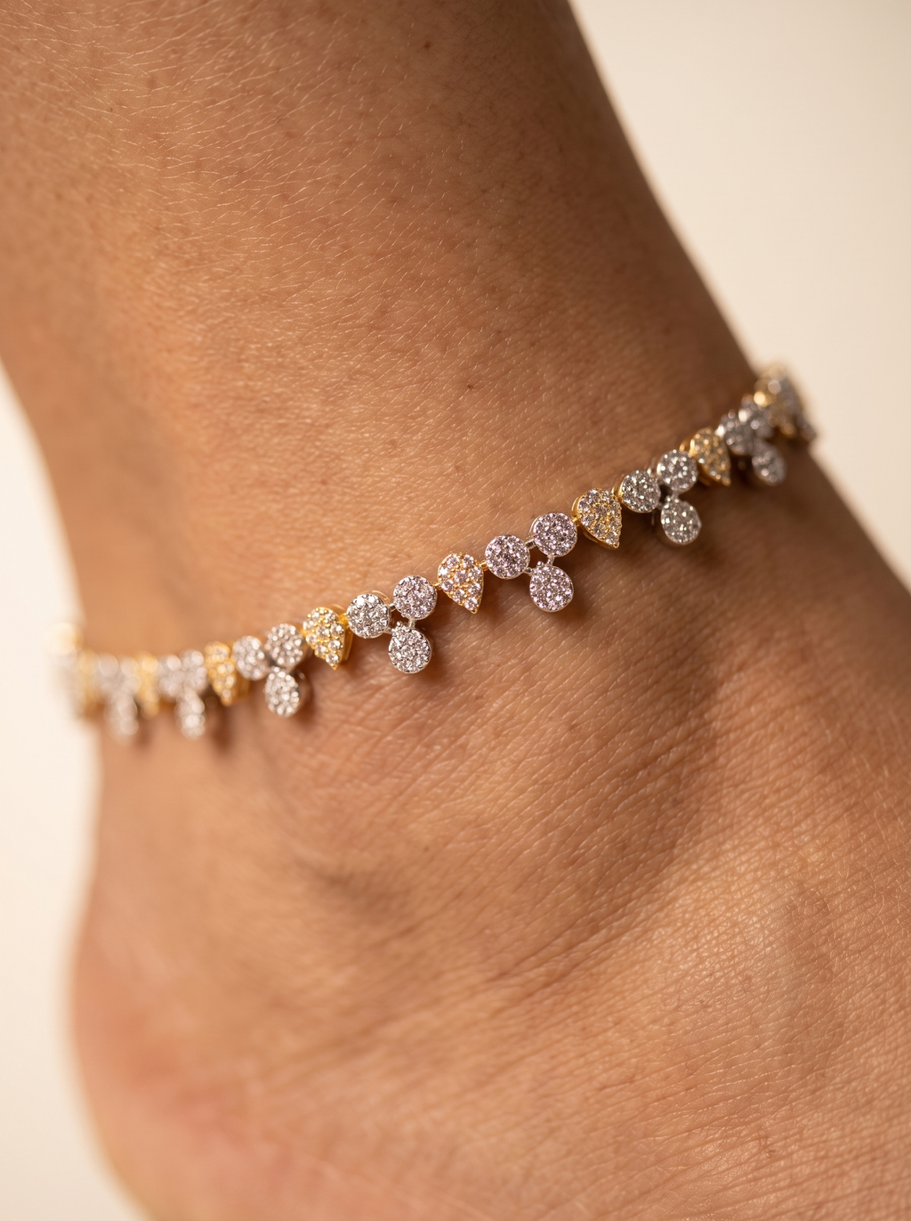 Noor Gilded Anklets