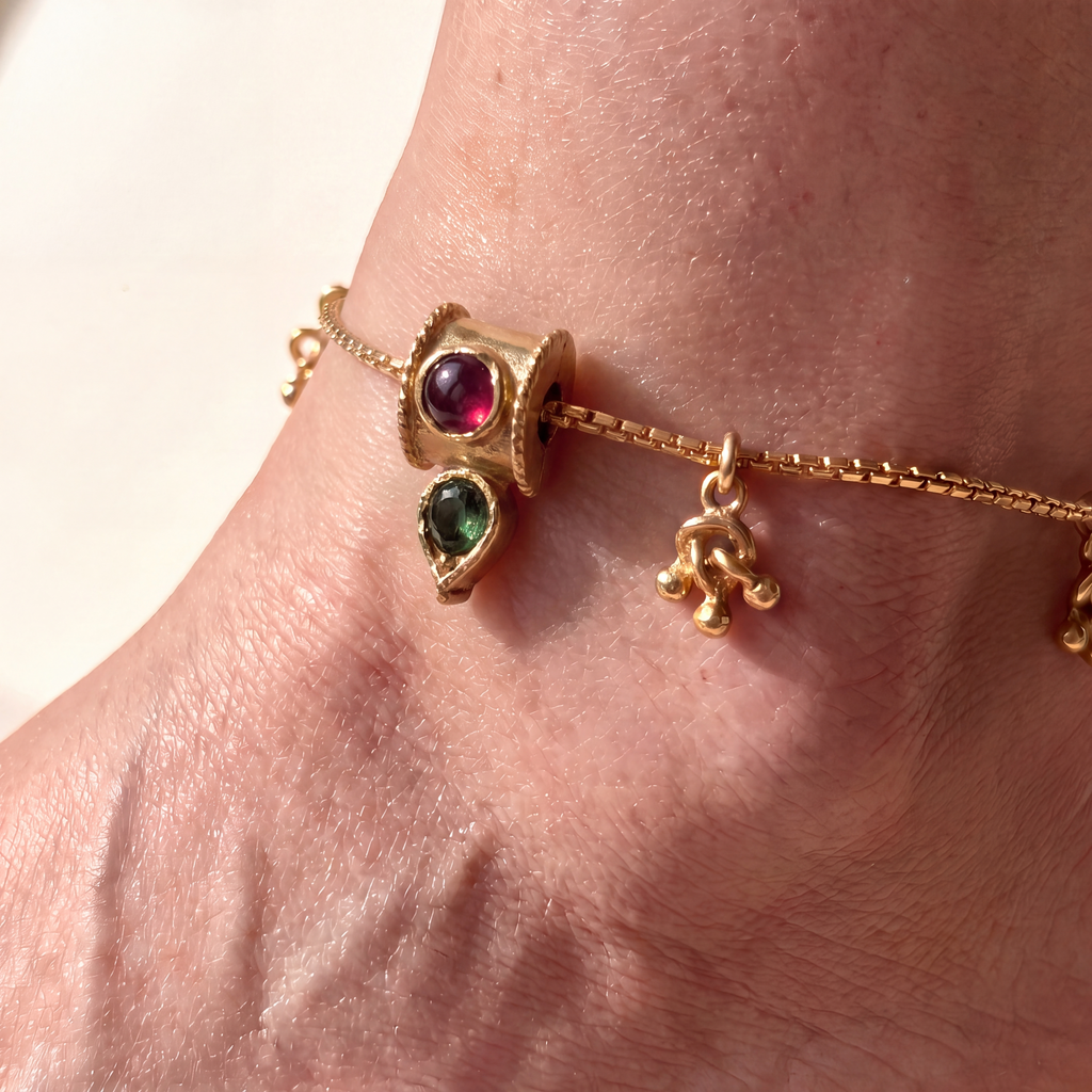 Scarlet Ivy Anklets