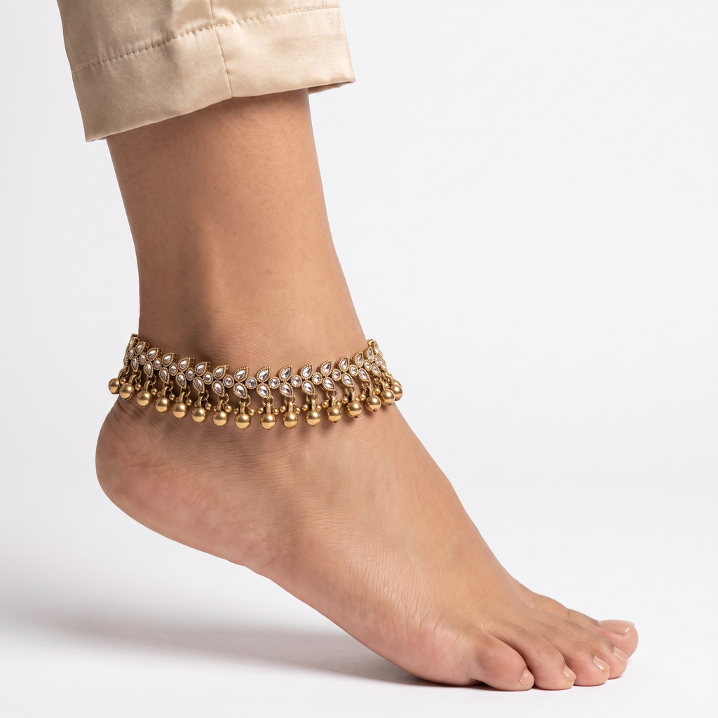 Kiran Gilded Anklets