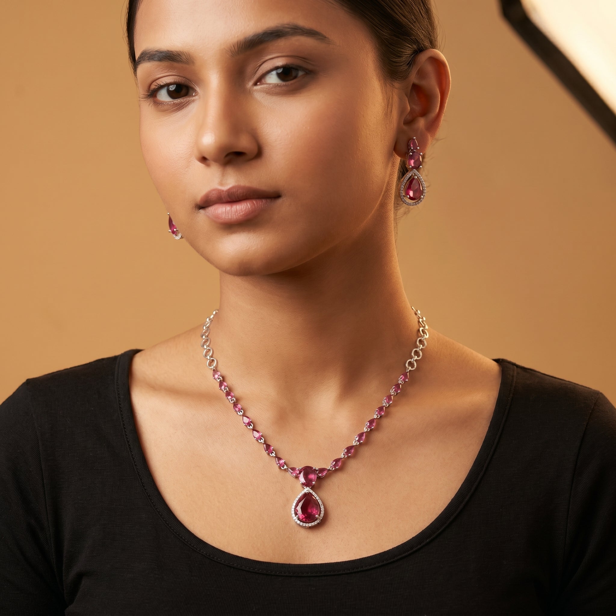 Rani Teardrop Set