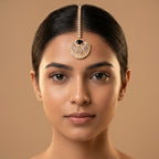 Pearl Onyx Tikka detail showing crystal stem and pave scallop design