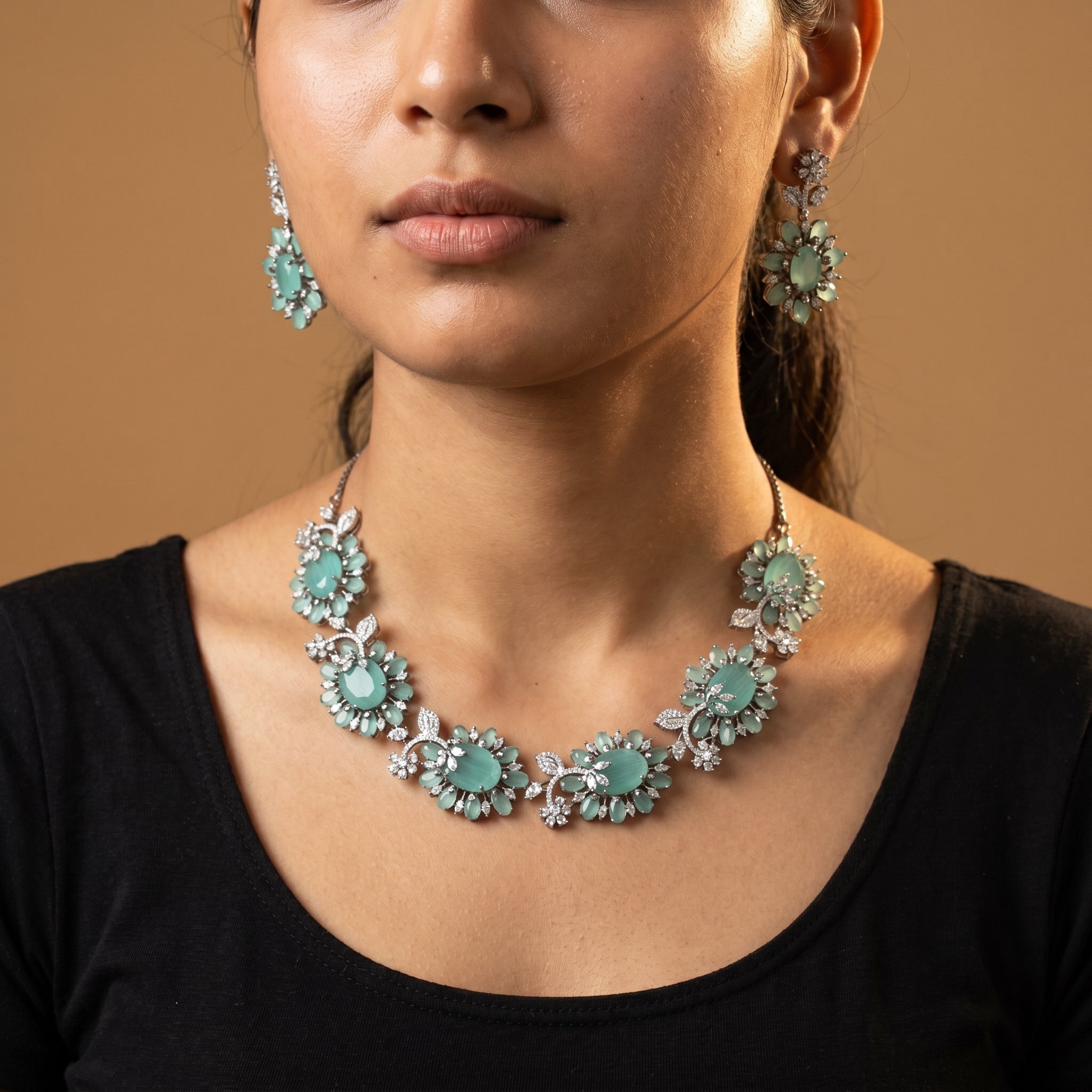 Pari Bloom Necklace