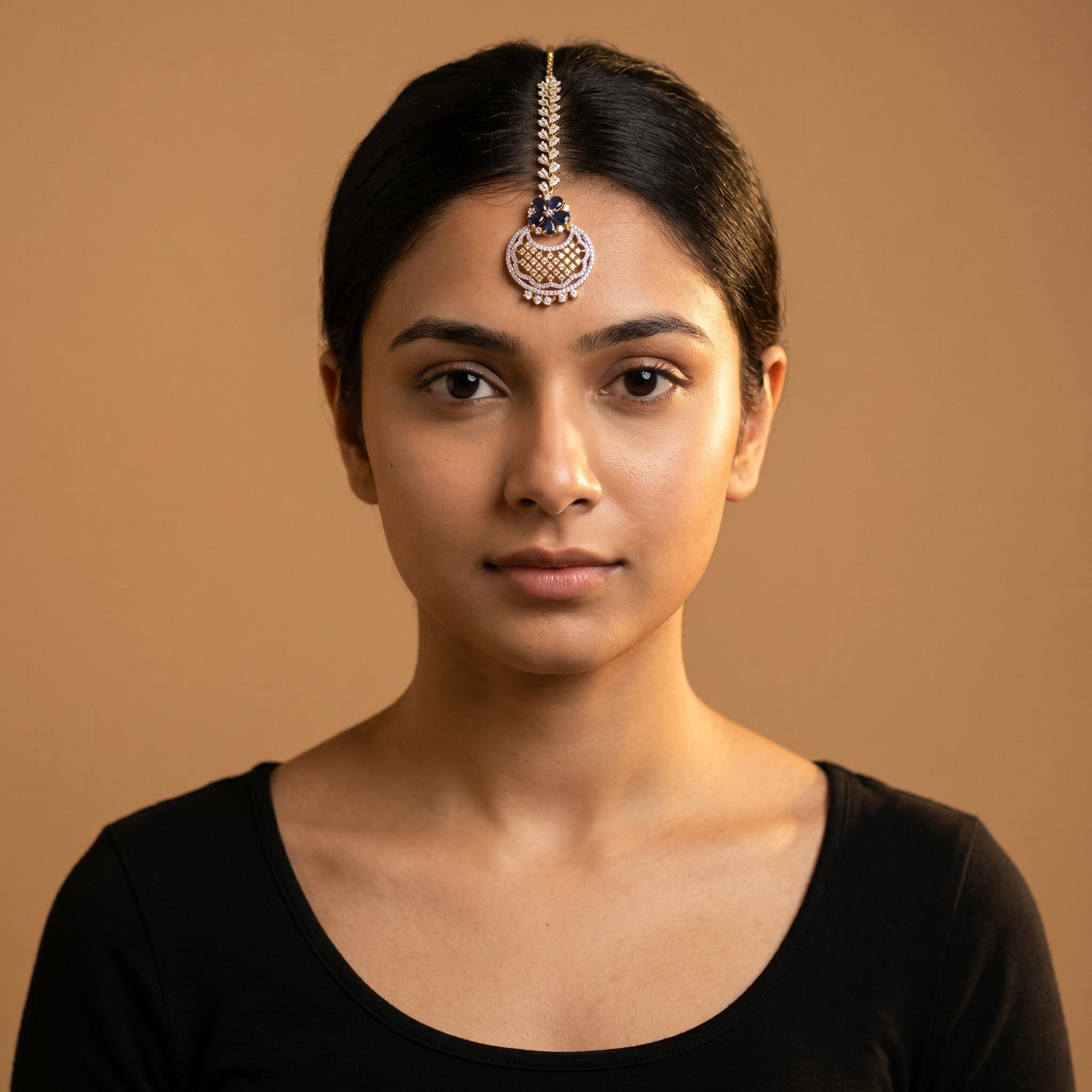 Rani Sapphire Tikka detail showing pear-link chain navy stones and lattice crescent drop fringe
