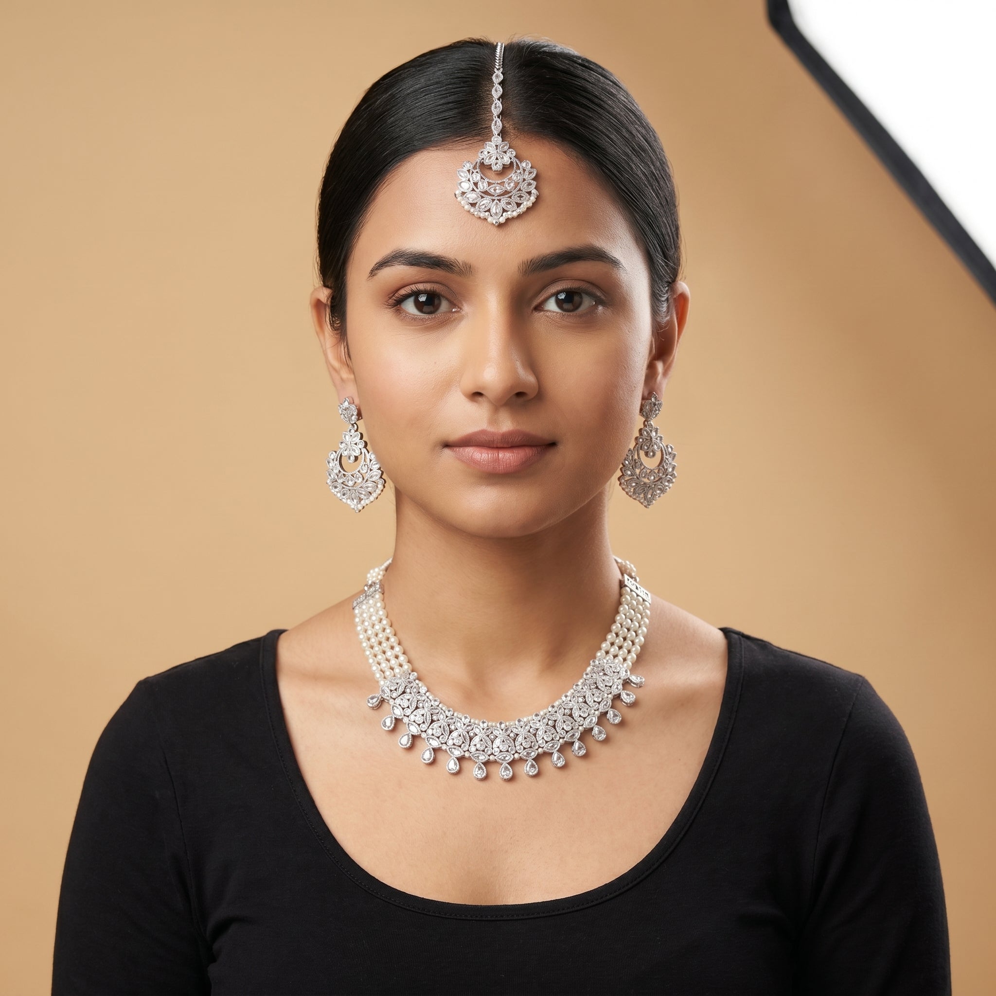 Chandni Crystal Necklace