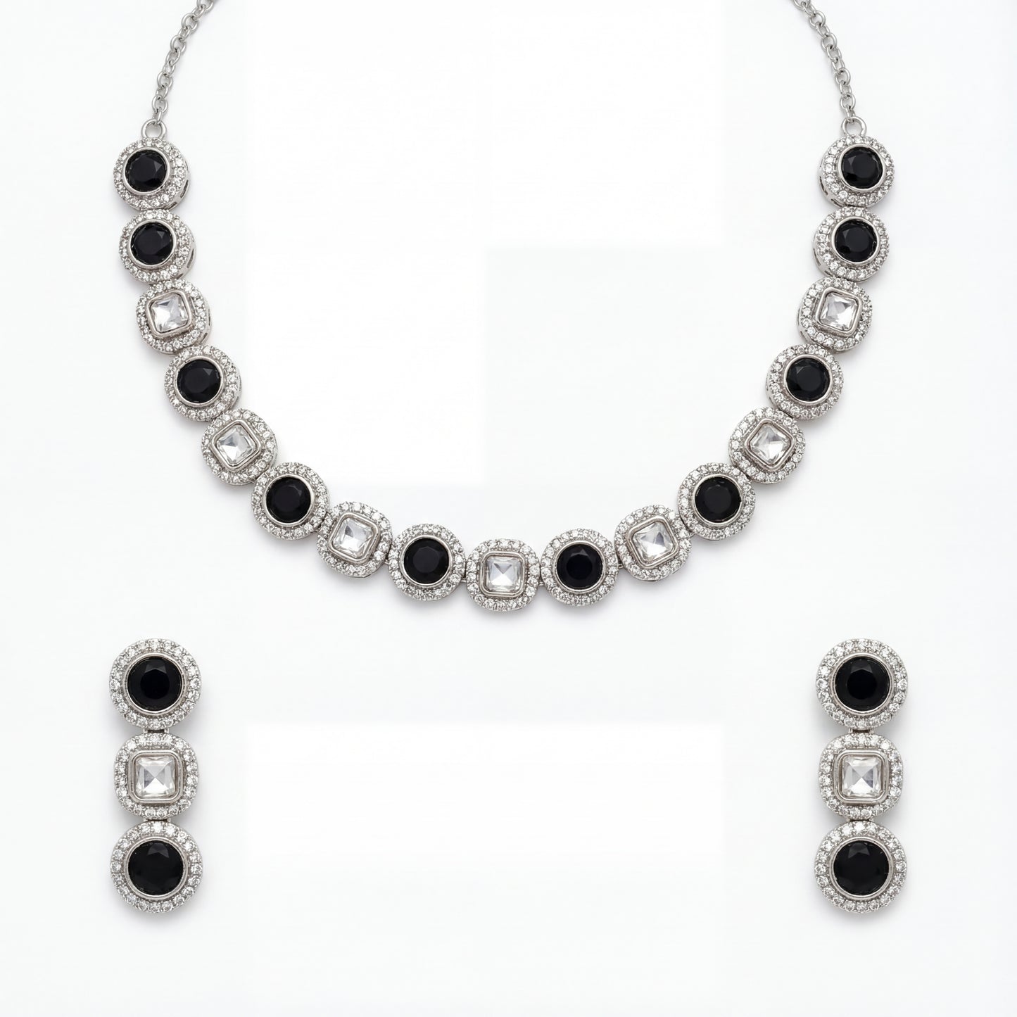Zehra Onyx Halo Necklace Set