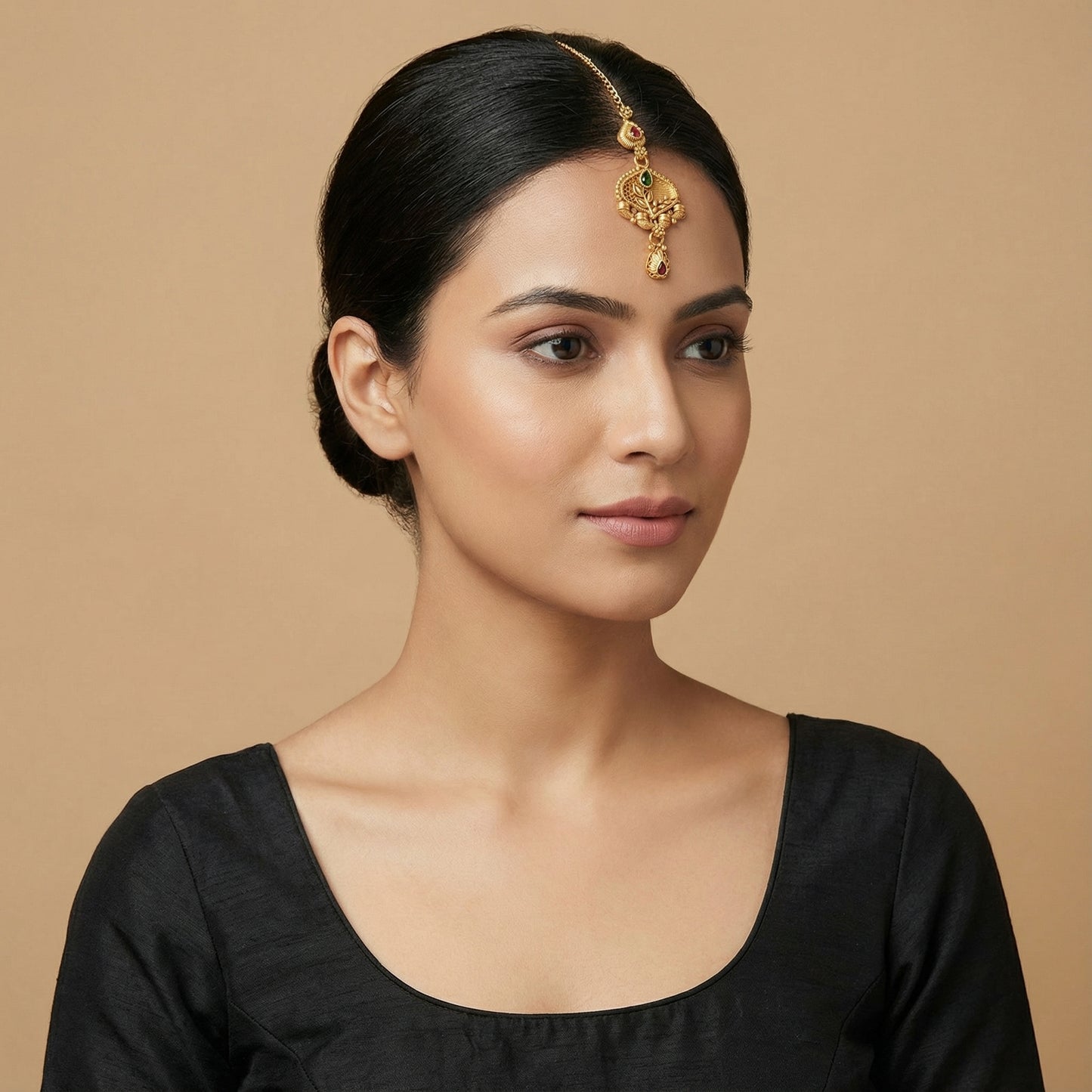 Ishara Leaf Crest Tikka