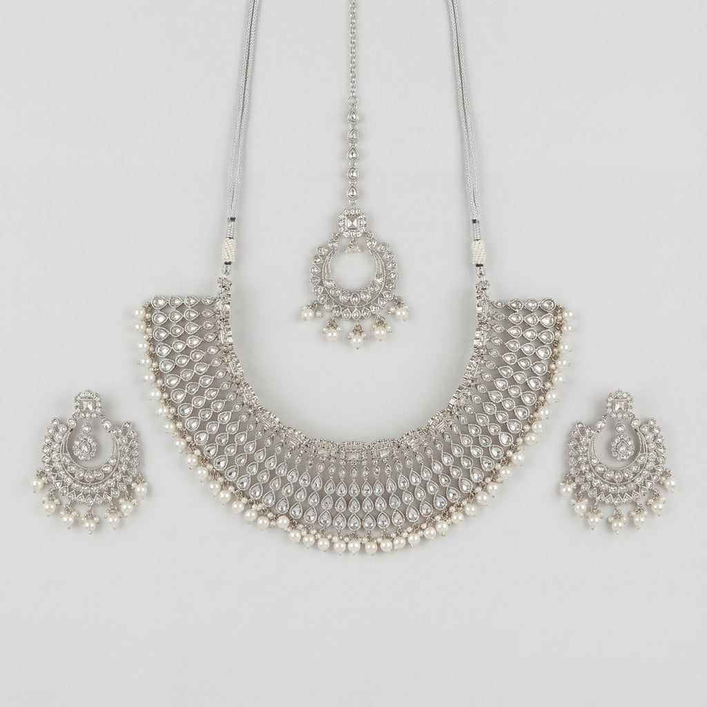 Moonstone Pearl Necklace Choker Set detail showing clear stone mesh and pearl drop fringe