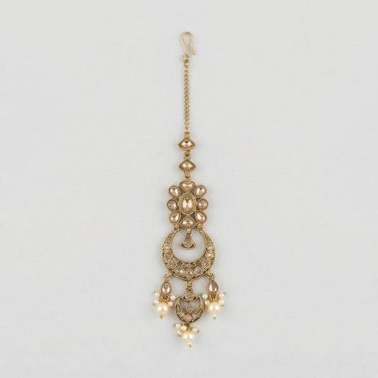 Ivory Aura Kundan Tikka