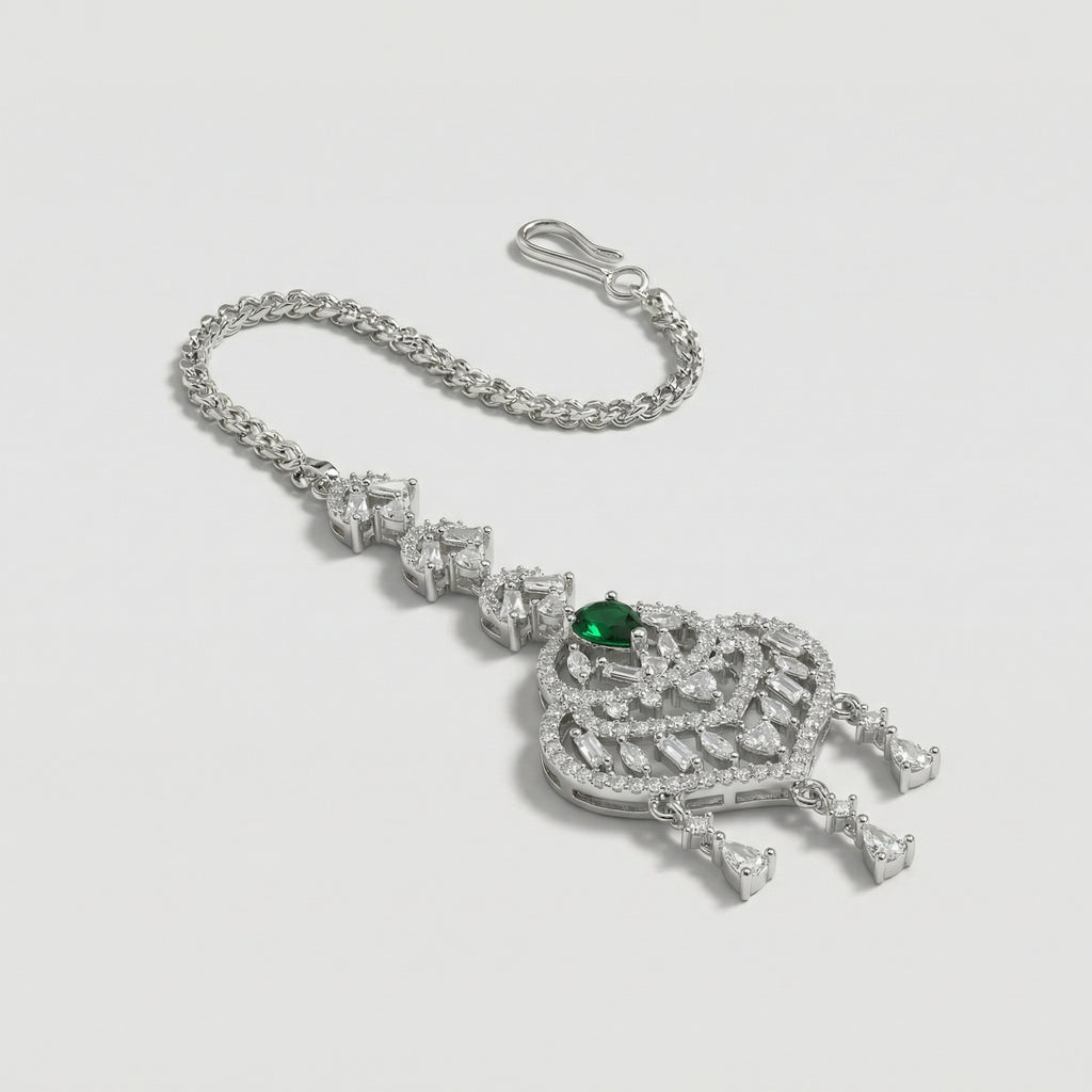 Emerald Grace Tikka detail of chevron chain links and three pear-shaped clear drops