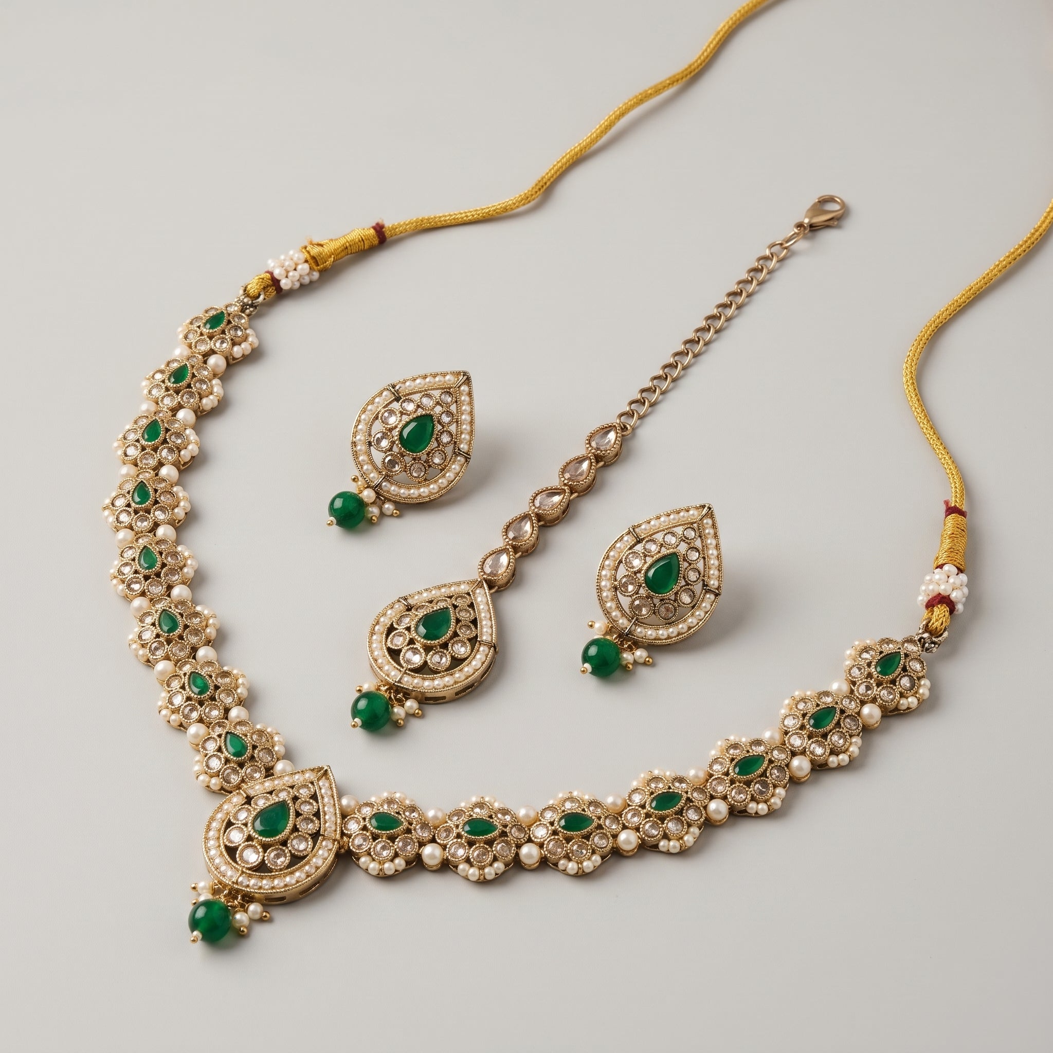 Panna Pearl Necklace