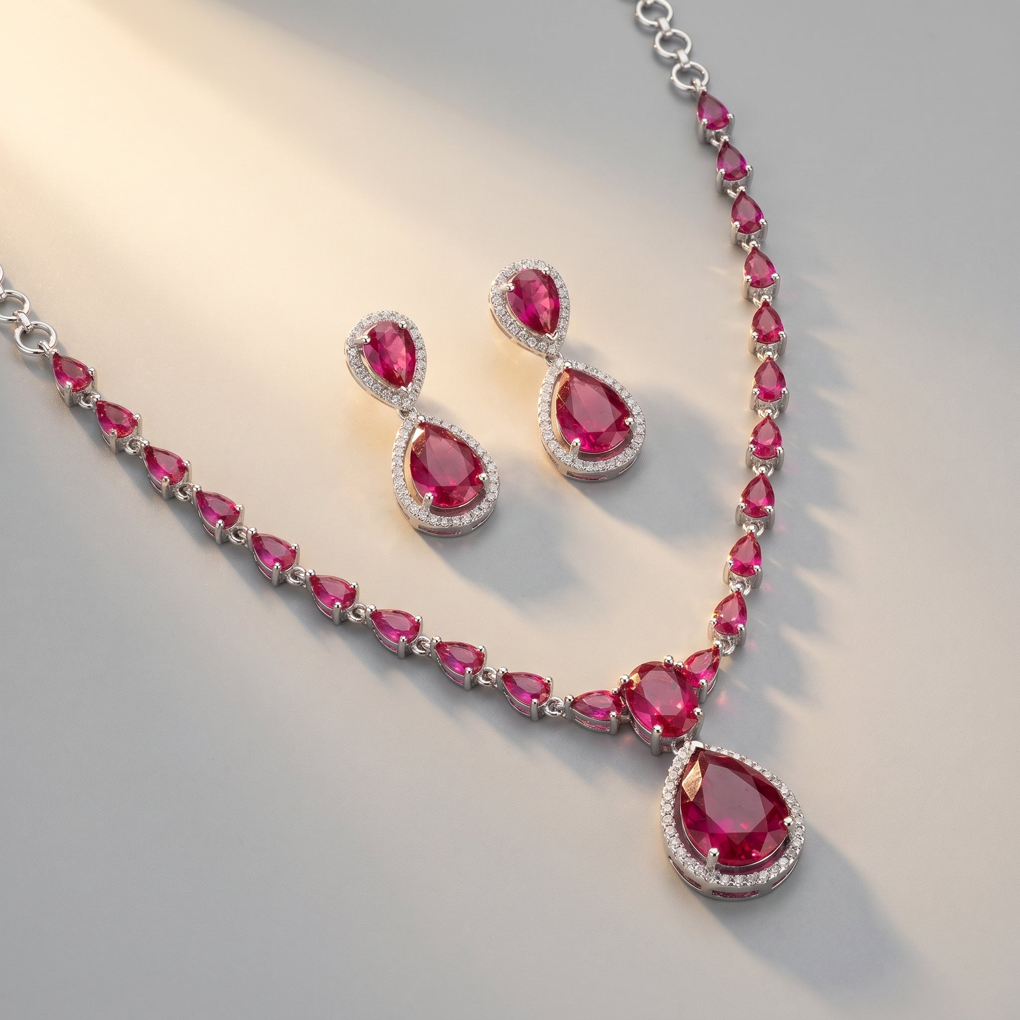 Rani Teardrop Set