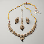 Kundan Pearl Necklace