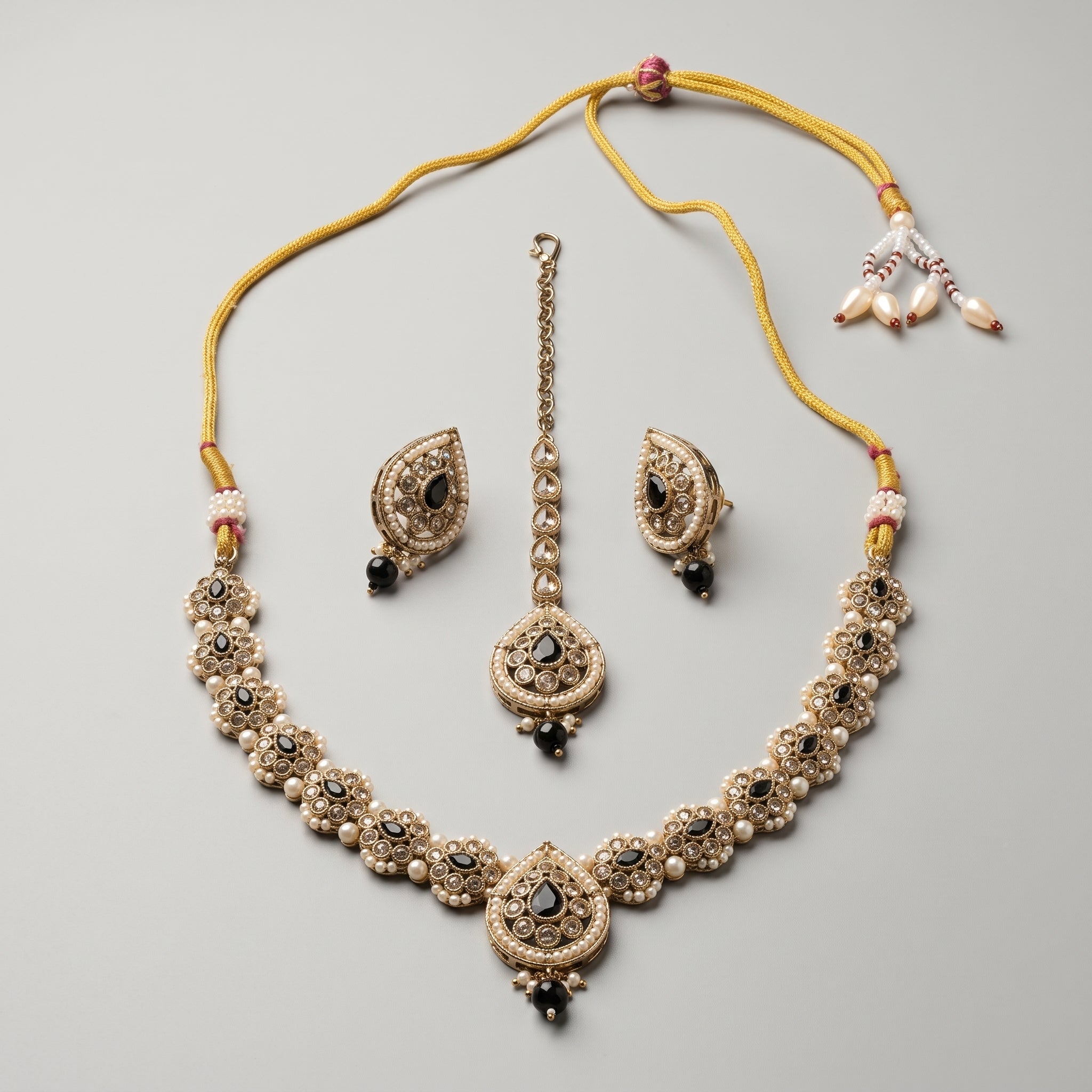 Kundan Pearl Necklace