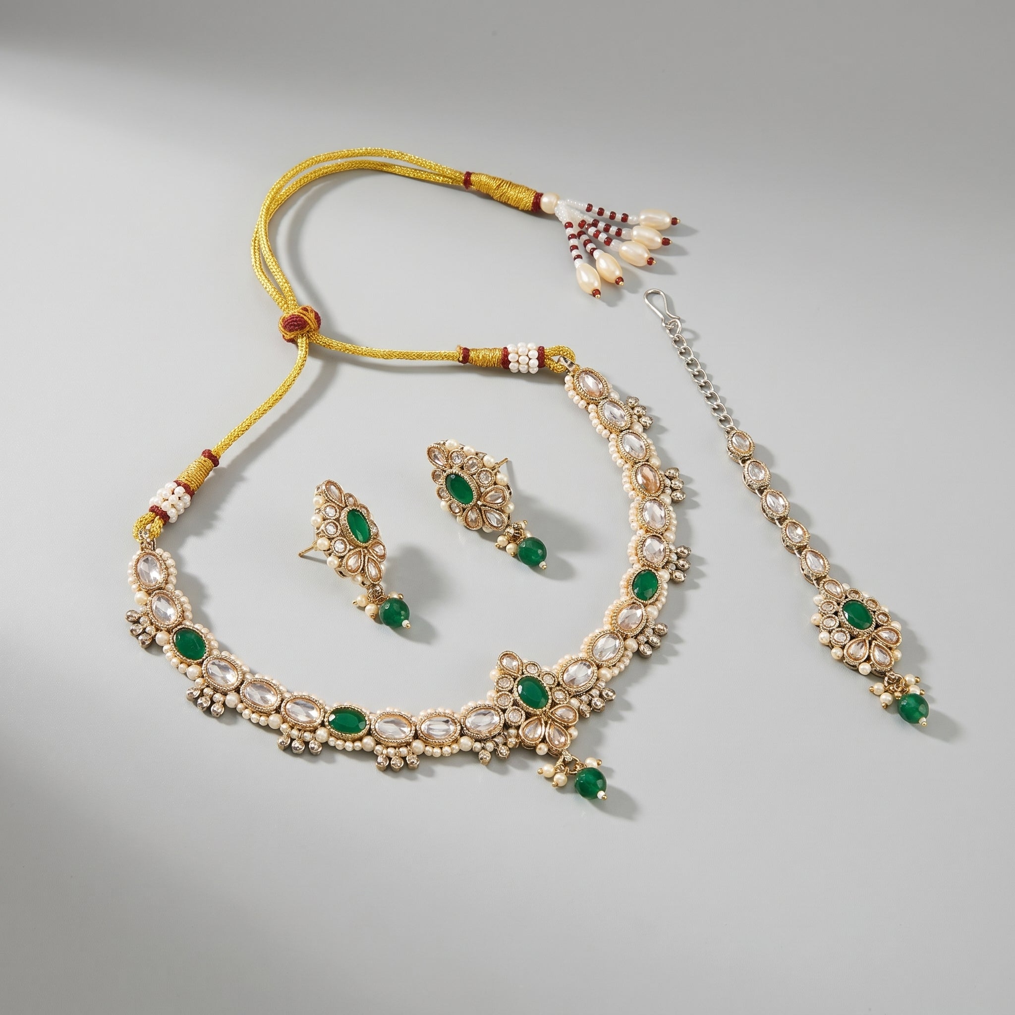 Kundan Emerald Necklace