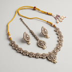 Devi Pearl Necklace