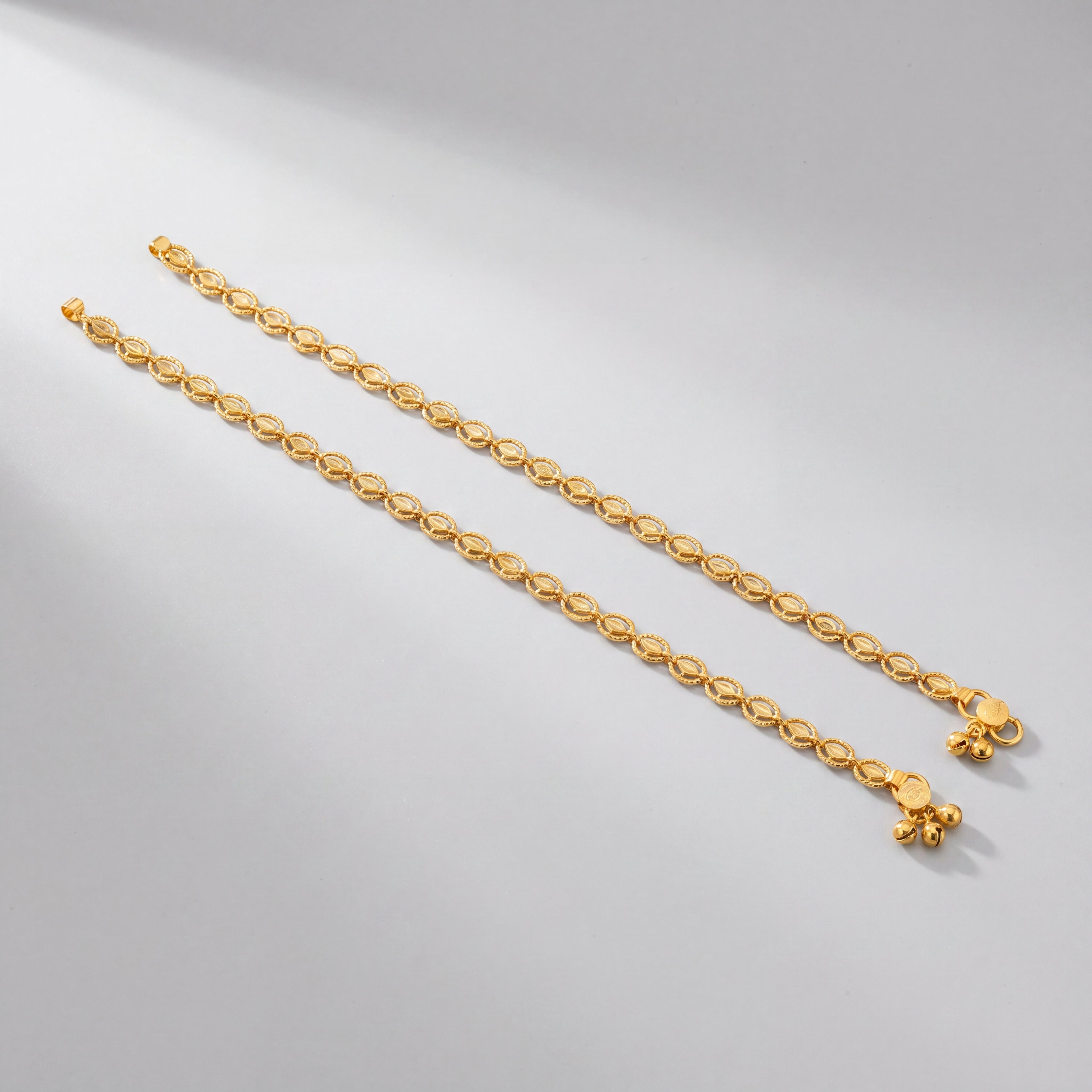 Aira Delicate Anklet